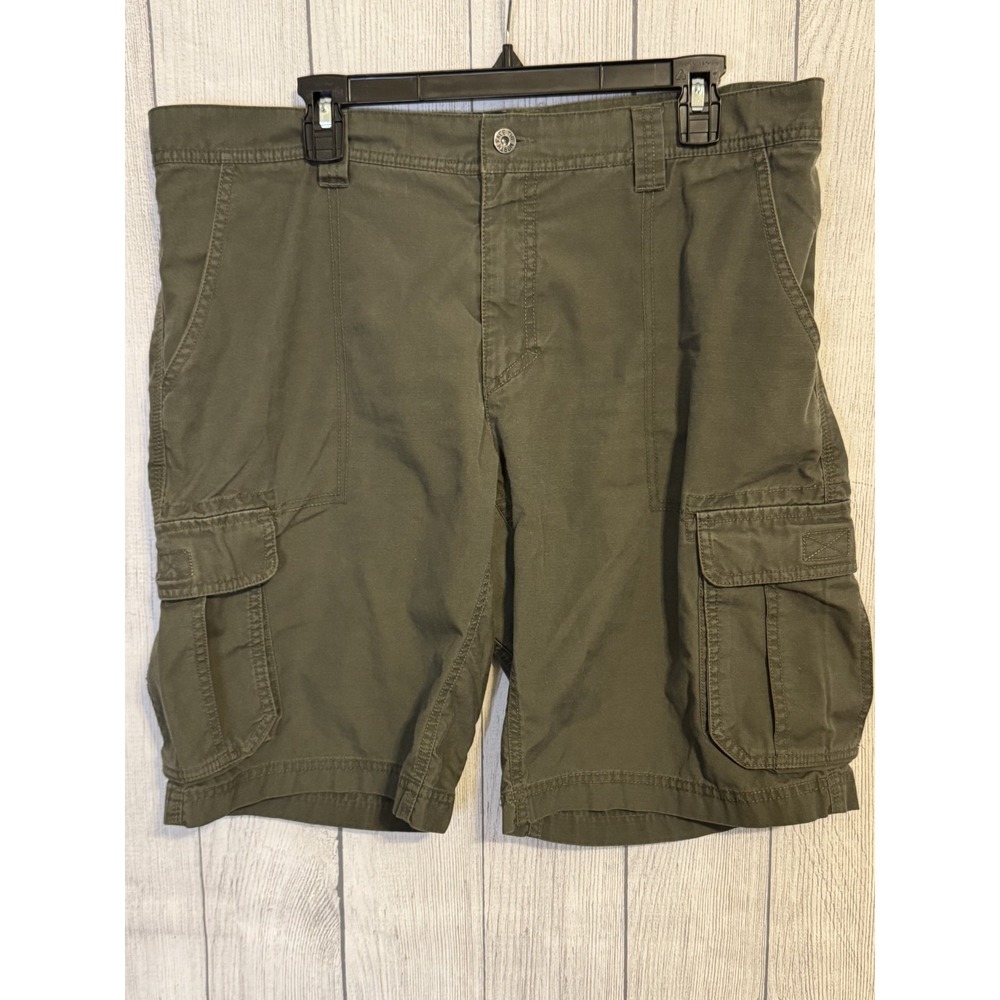 Men's The North Face Cargo Shorts – Olive Green – Size 38